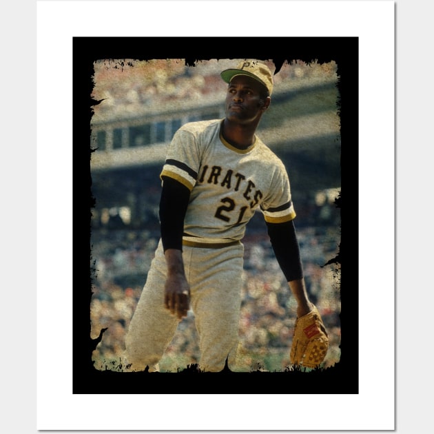 Roberto Clemente - Right Field (12) Wall Art by SOEKAMPTI